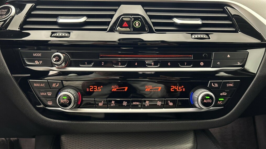 BMW Serii 5, 520