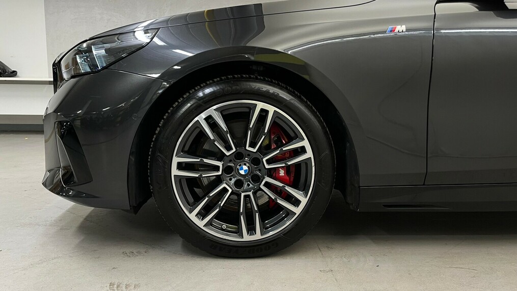 BMW Serii 5, 540