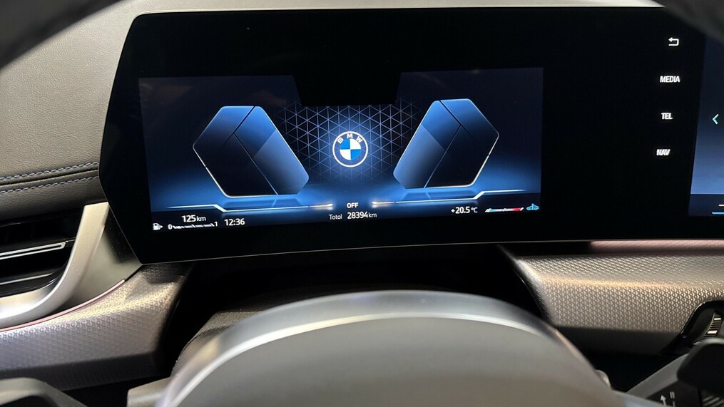 BMW Serii 2, 218