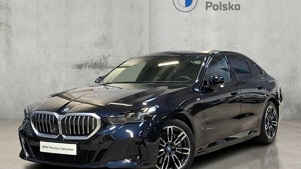 BMW Serii 5, 550