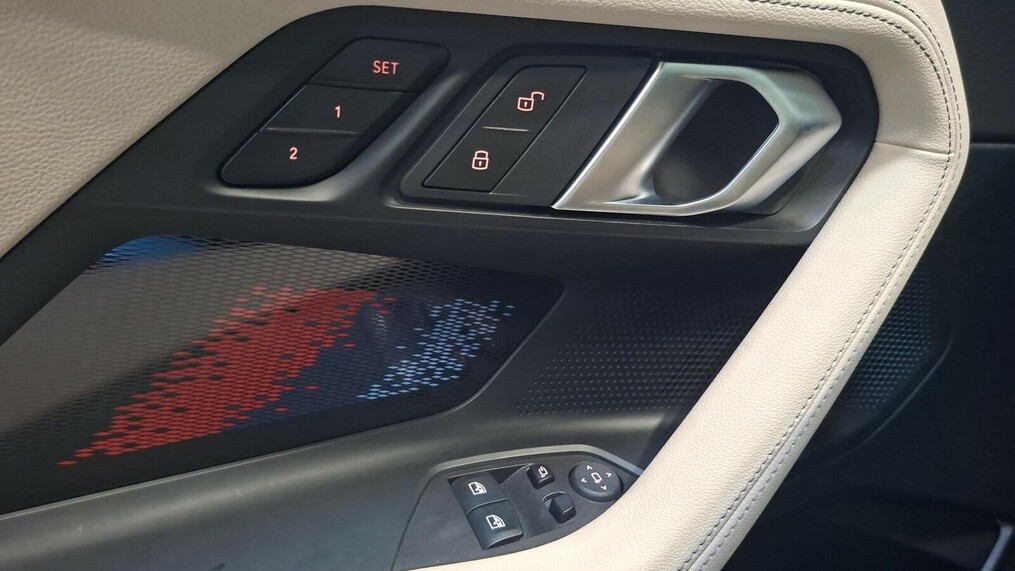 BMW Serii 2, 230