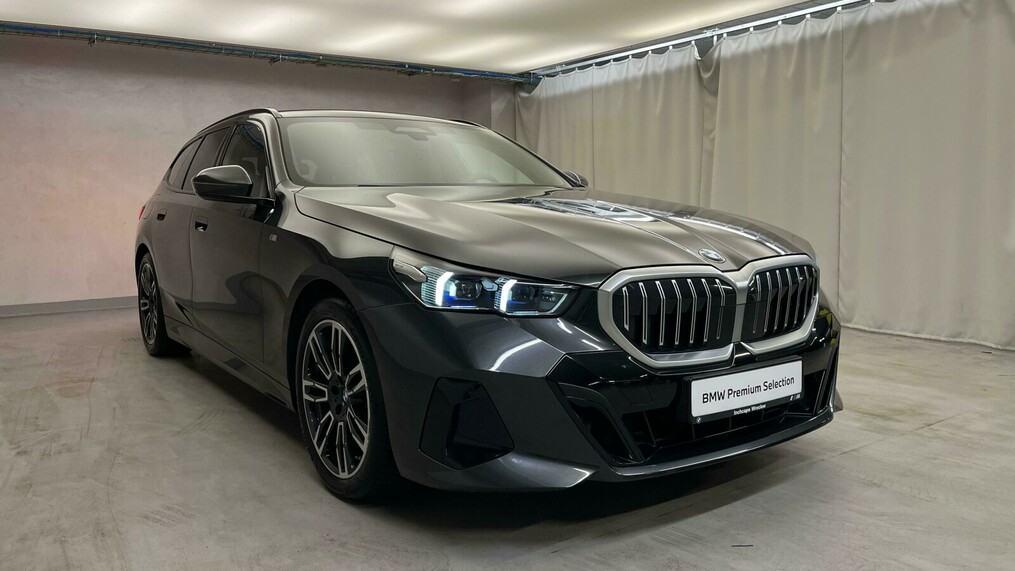 BMW Serii 5, 520