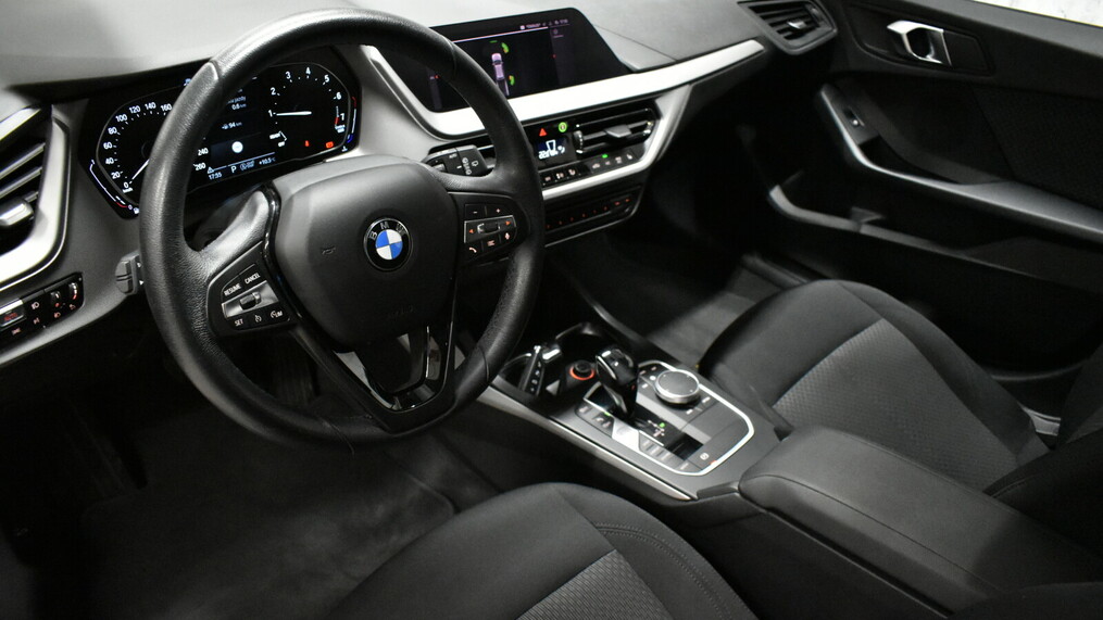 BMW Seria 1 118