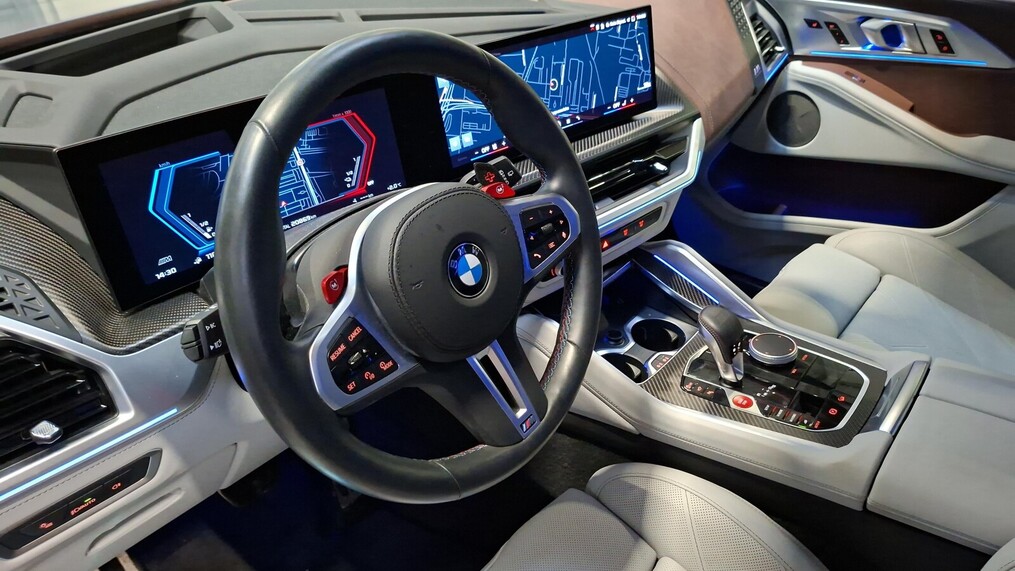 BMW XM