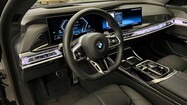 BMW Serii 7, 740