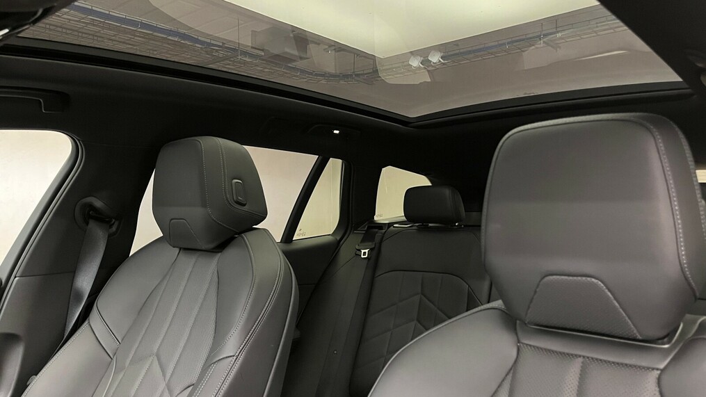 BMW Serii 5, 520