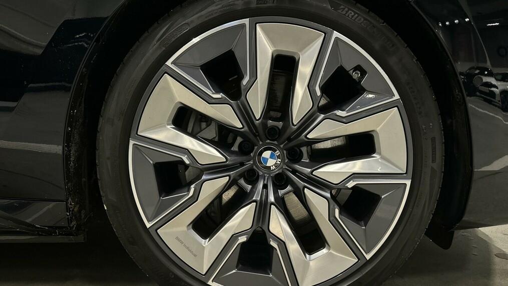BMW Seria 7 750