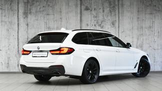 BMW Serii 5, 530