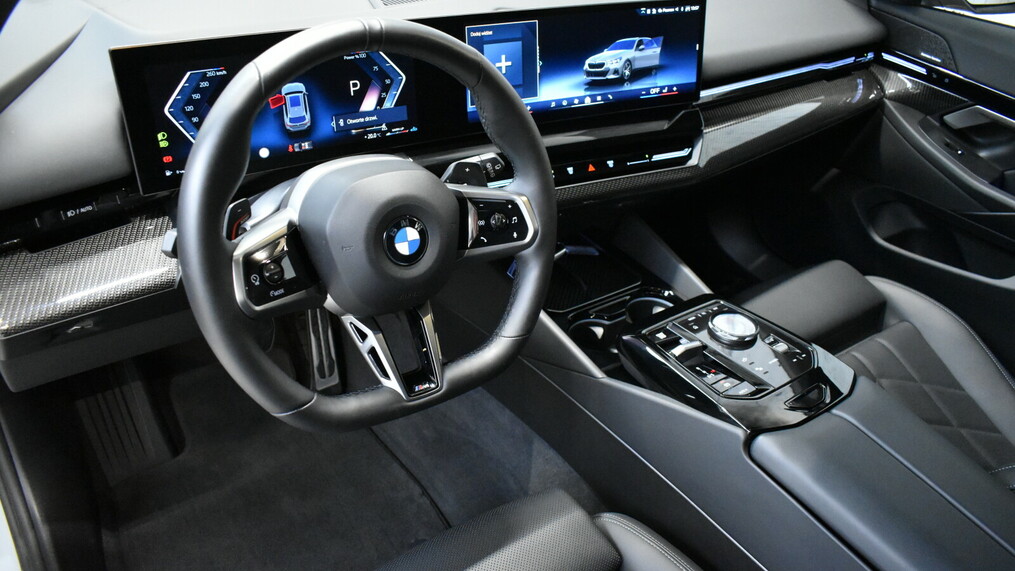 BMW Seria 5, 520