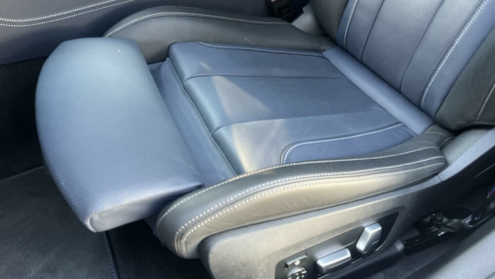 BMW Seria 8, 850