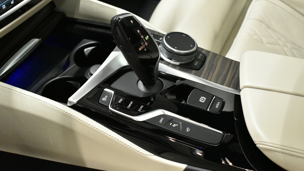 BMW Seria 5 530