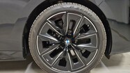 BMW Seria 7 i7