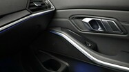 BMW Seria 3, 330