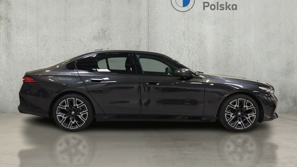 BMW Seria 5, 520