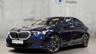 BMW Serii 5, 520