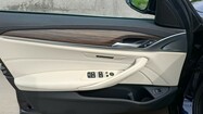 BMW Serii 5, 530