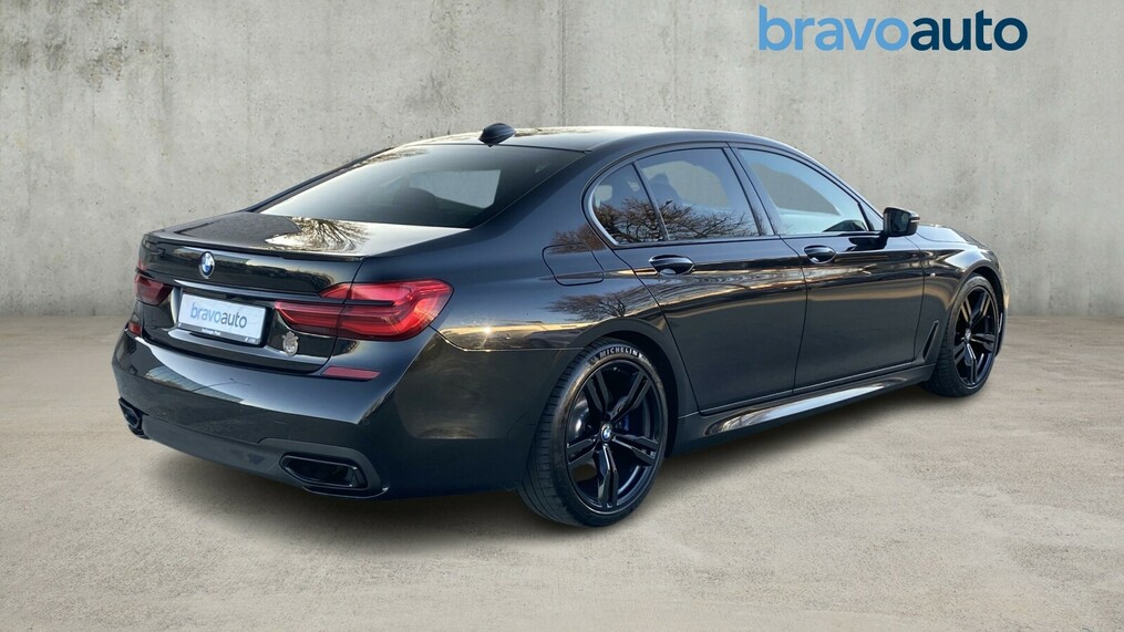 BMW Seria 7 750