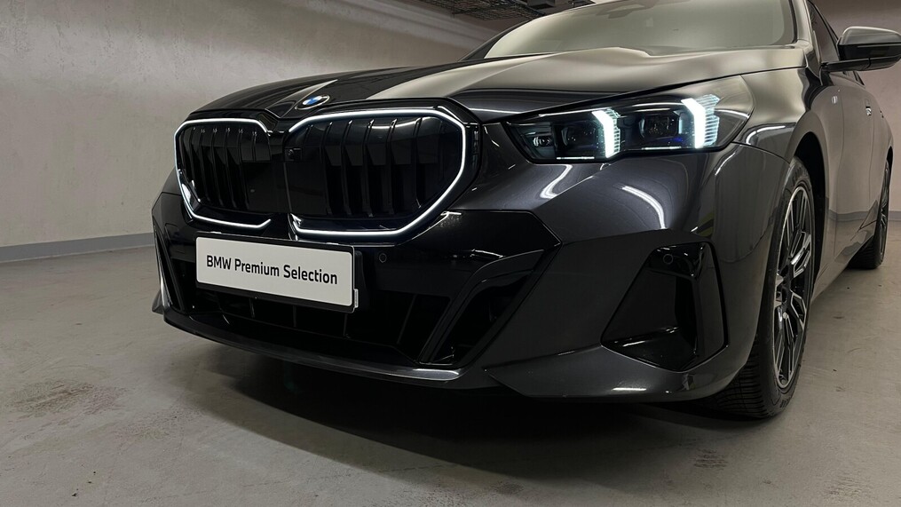 BMW Serii 5, 540