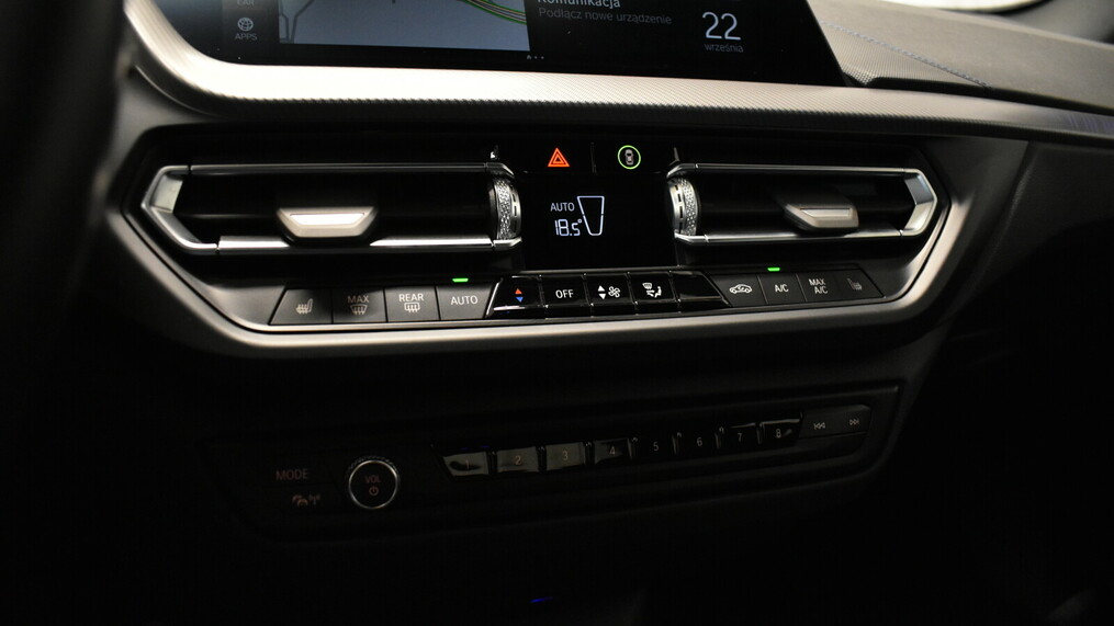 BMW Seria 2 218