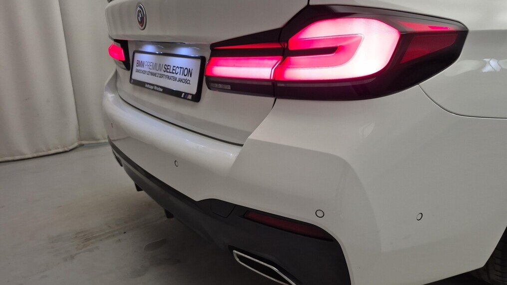 BMW Serii 5, 518