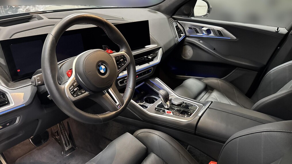 BMW XM