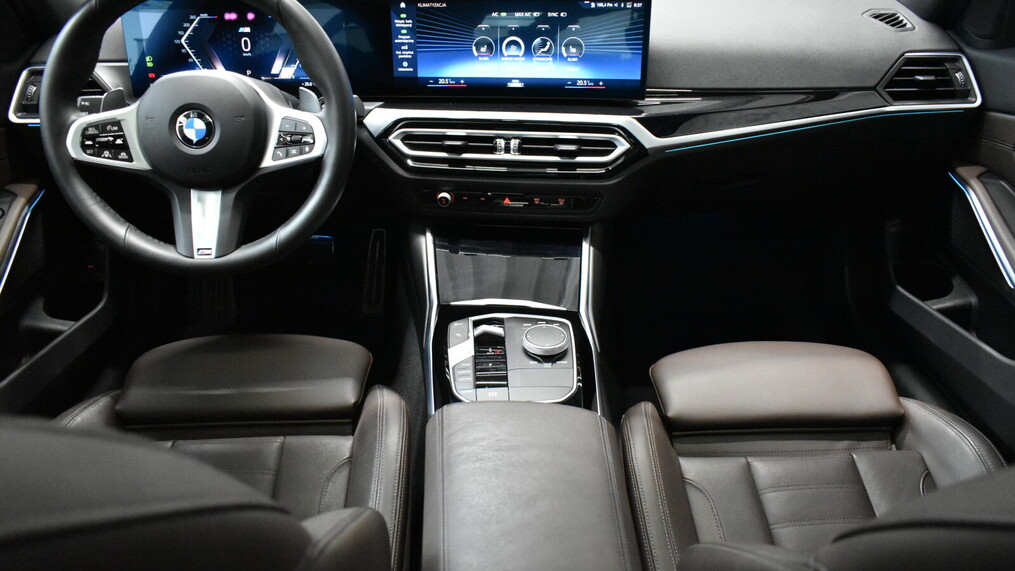BMW Serii 3, 320