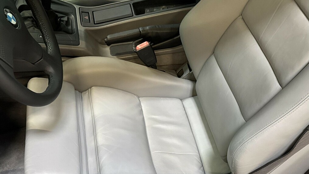 BMW Serii 8, 850
