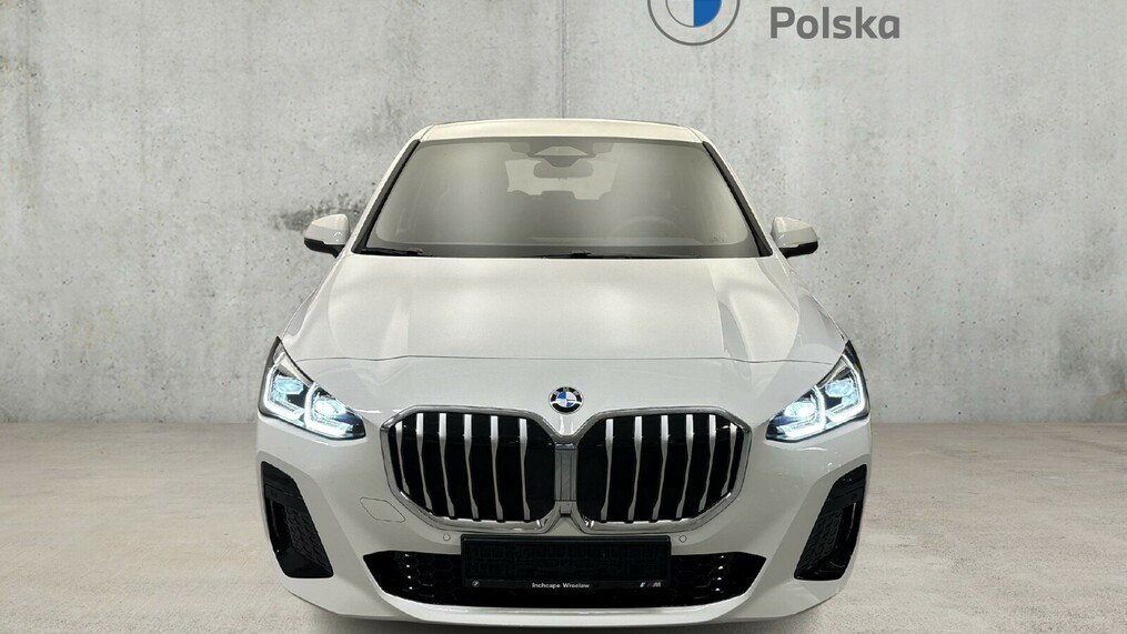 BMW Seria 2, 218