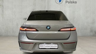 BMW Serii 7, 750