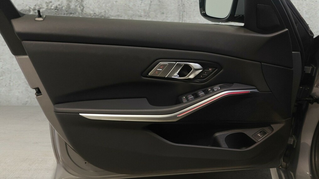 BMW Seria 3 320