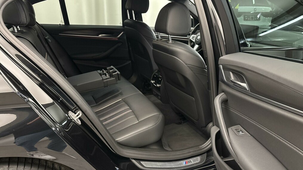 BMW Seria 5 530