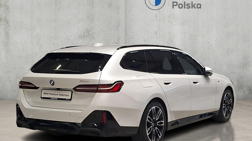 BMW Serii 5, 520