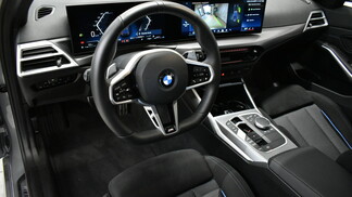 BMW Serii 3, 330