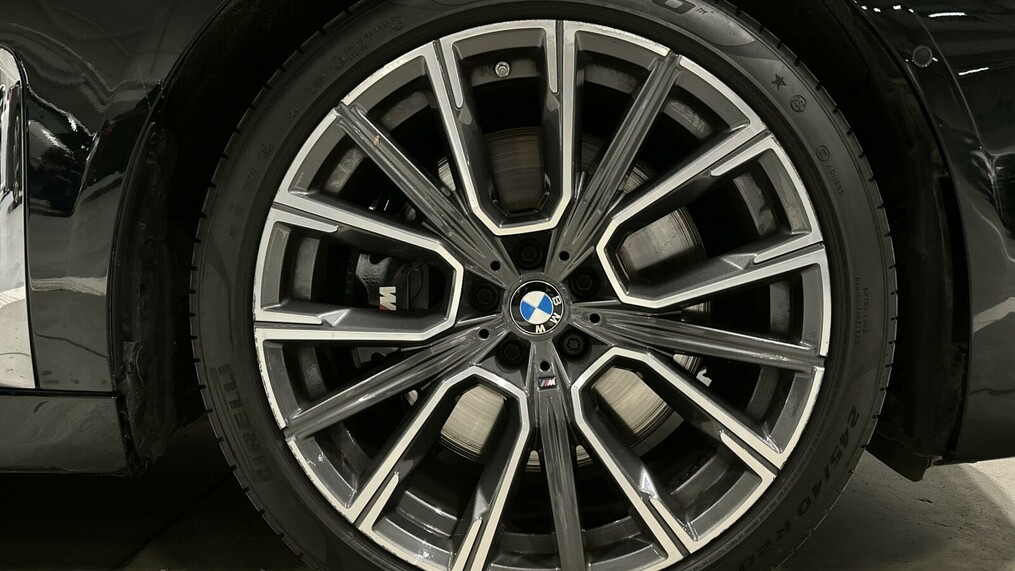 BMW Seria 7 730
