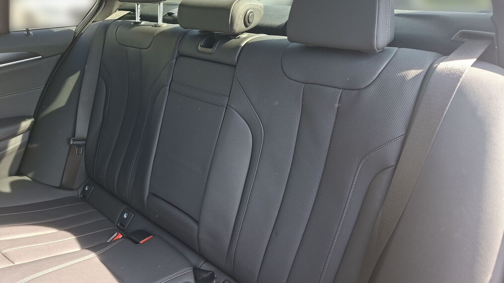 BMW Serii 5, 530
