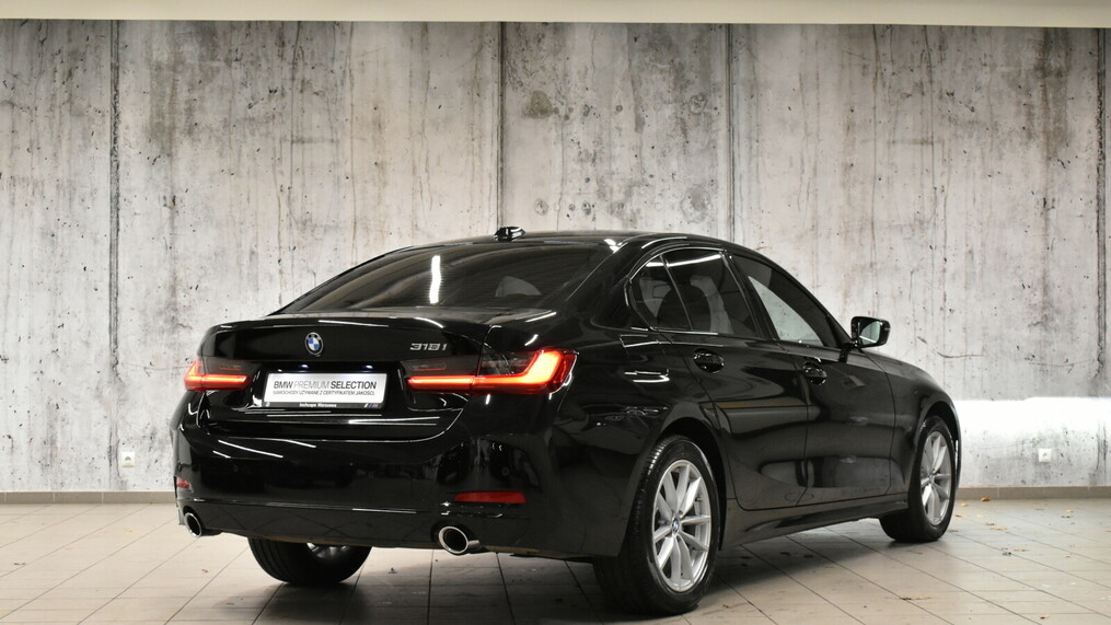 BMW Serii 3, 318