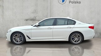 BMW Serii 5, 530
