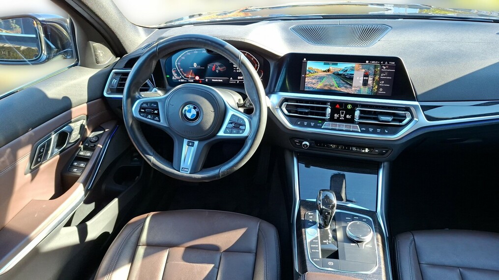 BMW Serii 3, 320