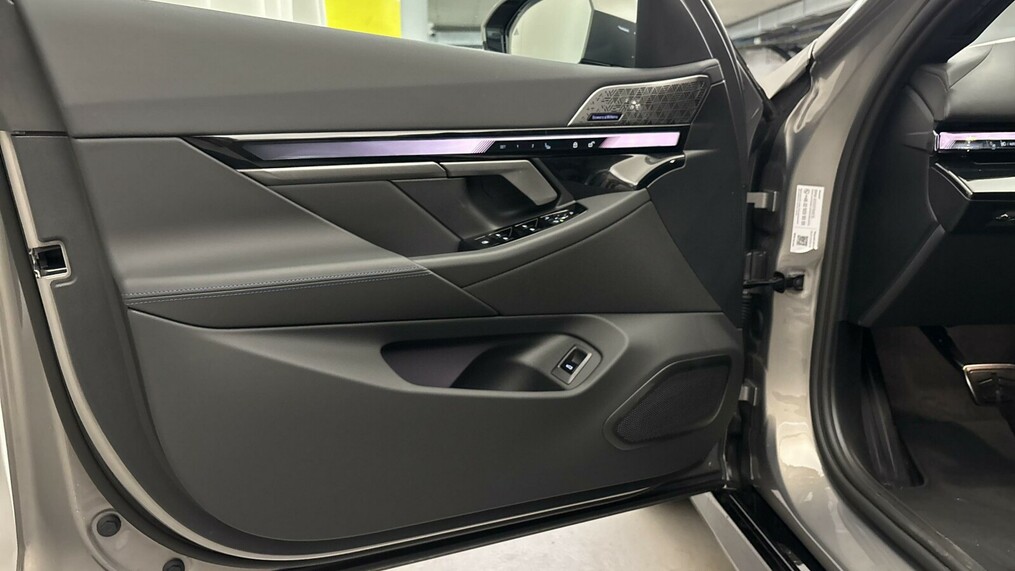 BMW Seria 5, 520