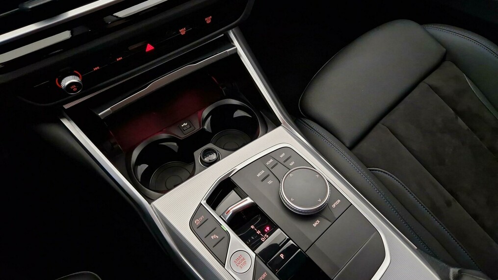 BMW Seria 3, 320