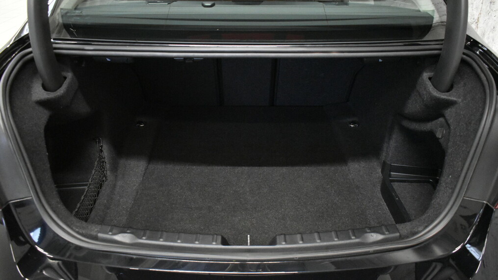 BMW Serii 3, 318