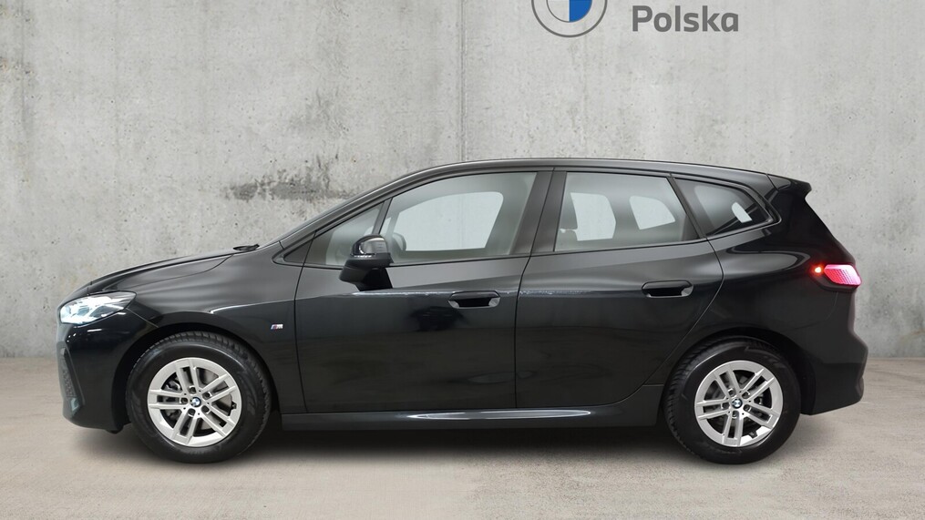 BMW Serii 2, 218