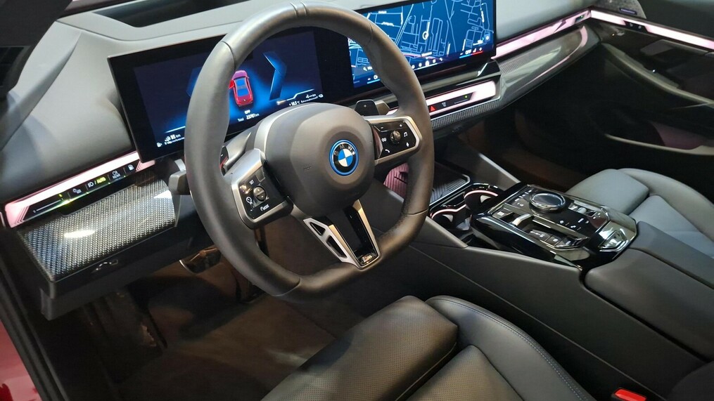 BMW Serii 5, 550