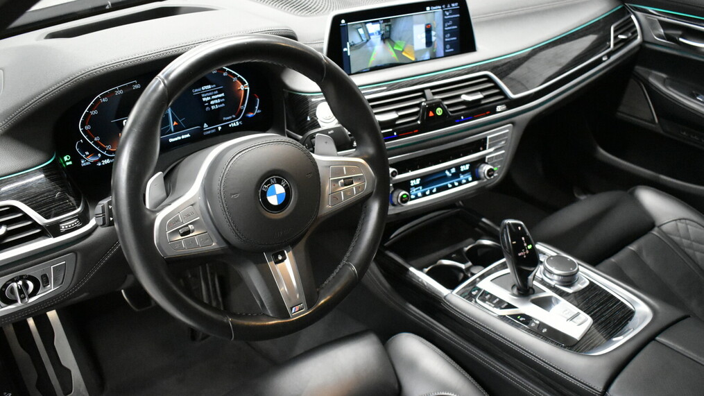 BMW Seria 7 730