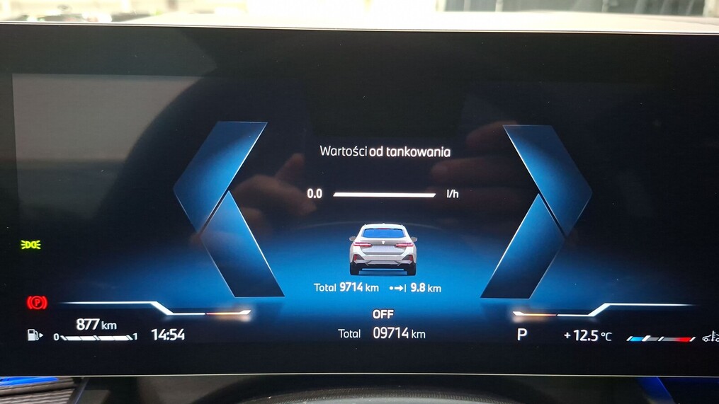 BMW Serii 5, 520