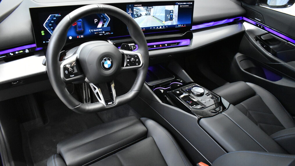 BMW Serii 5, 520