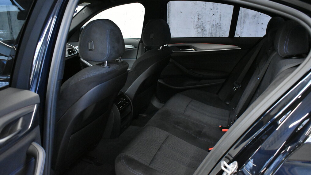 BMW Serii 5, 520