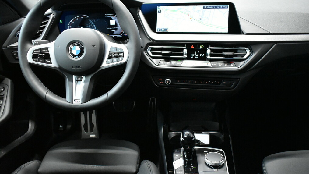 BMW Seria 2 218