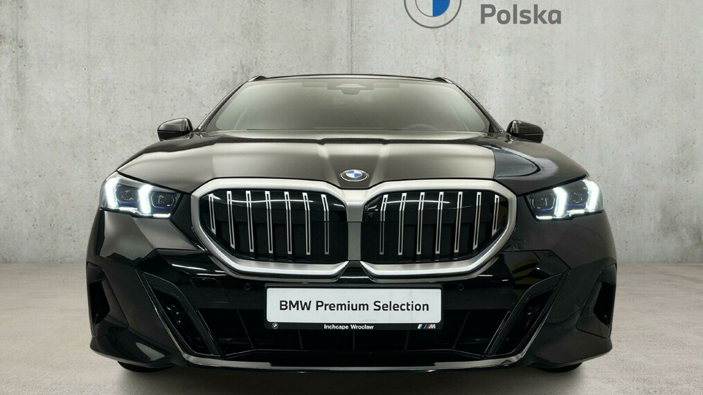 BMW Serii 5, 520