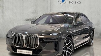 BMW Serii 7, 740